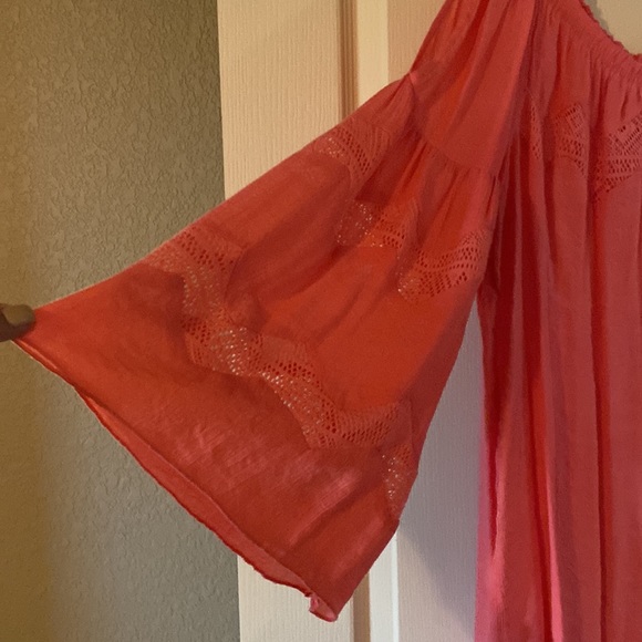 Tunic - Picture 2 of 3